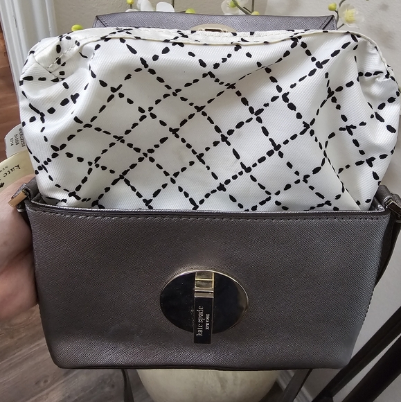 Kate Spade Newbury Lane Sally Saffiano Leather Pewter crossbody purse EUC - Picture 14 of 16
